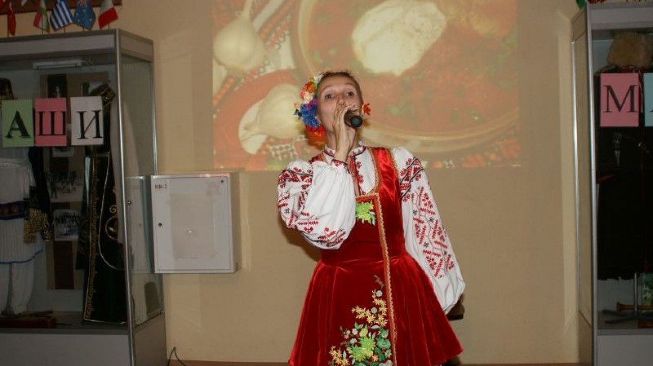 Представители национально-культурных объединений приняли участие в заседании «круглого стола», посвящённого Дню матери (7).JPG