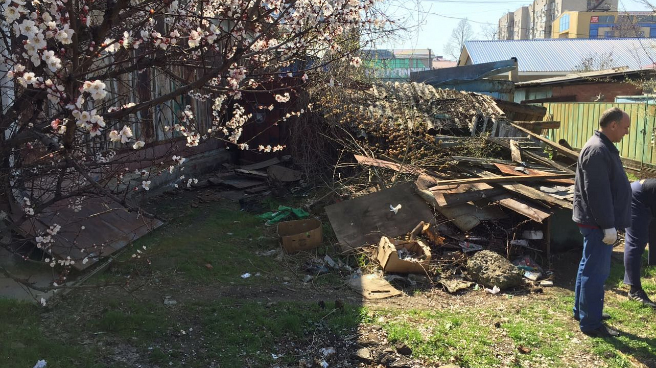 В Западном округе продолжается двухмесячник по наведению санитарного порядка