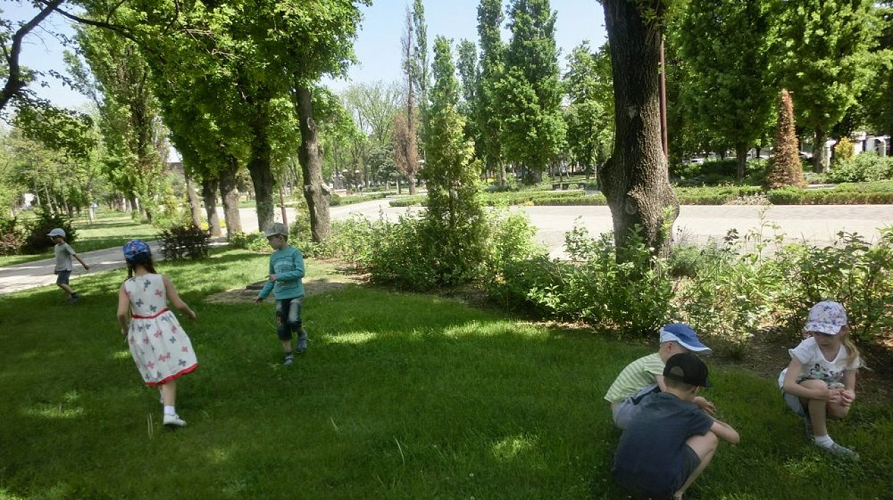 Воспитанники детского сада № 75 посетили парк города