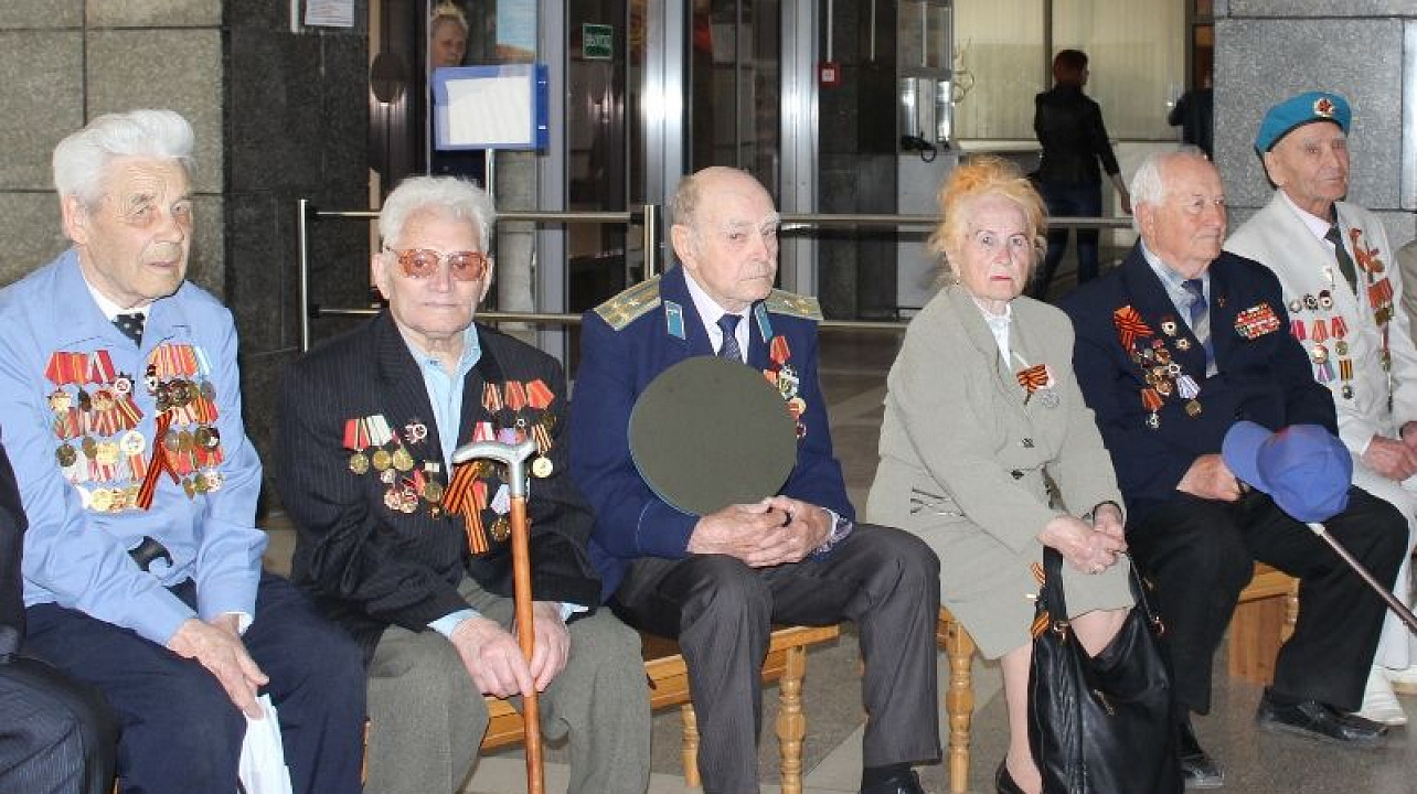 Ветераны ВОВ Центрального округа побывали на торжественном приеме в администрации города Краснодара