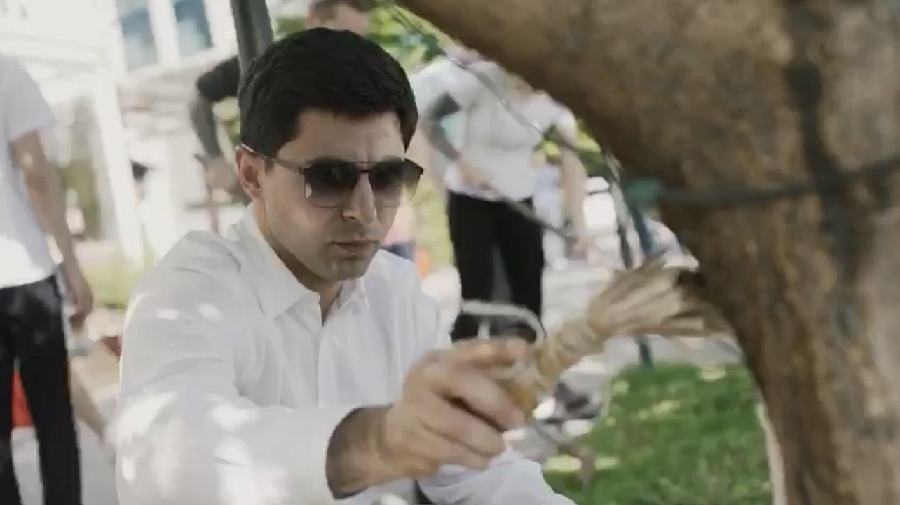 Предприятия потребительской сферы Западного округа приняли участие в общегородском субботнике