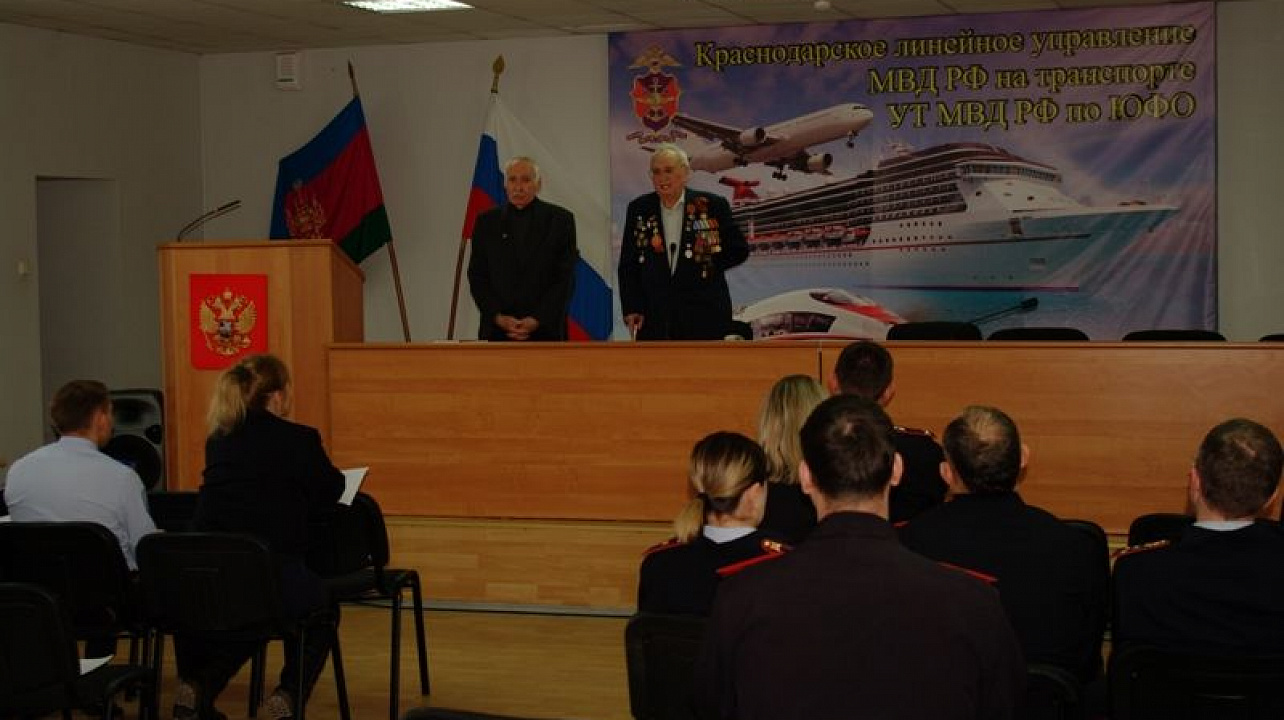 В Центральном округе проходят встречи с фронтовиками