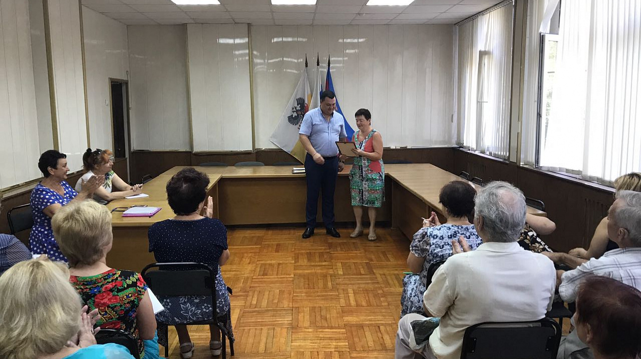 В микрорайоне Фестивальном подвели итоги конкурса ТОСов в многоквартирных домах