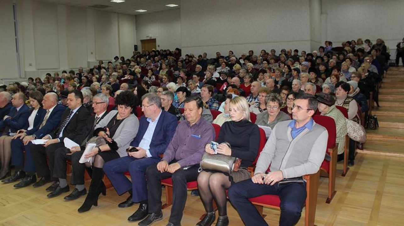 Депутаты Законодательного Собрания Краснодарского края и городской Думы Краснодара отчитались перед жителями Центрального округа