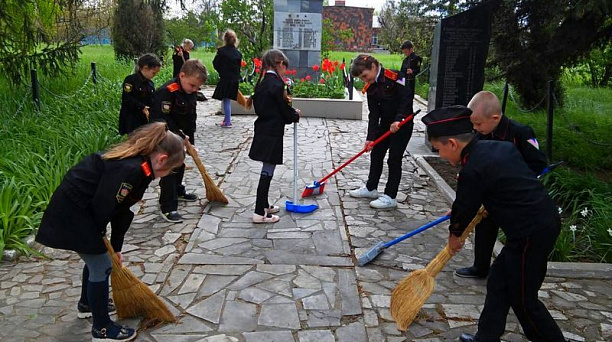 Трудовой десант Казачат