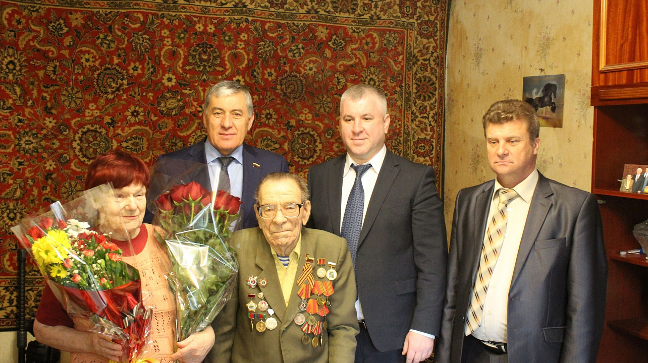 В Западном округе состоялось вручение звания «Почетный гражданин города Краснодара»