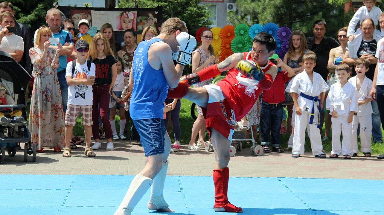 Свой восьмидесятилетний Юбилей Западный округ отметил праздничным мероприятием на Бульваре Платановом