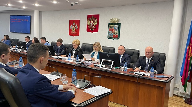 Депутаты внесли изменения в бюджет