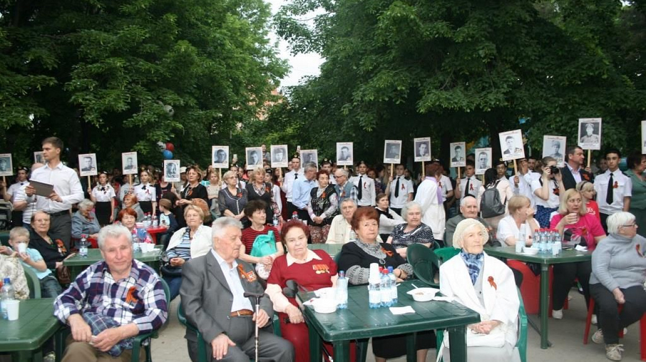Ветеранов Прикубанского округа поздравили с Днем Победы