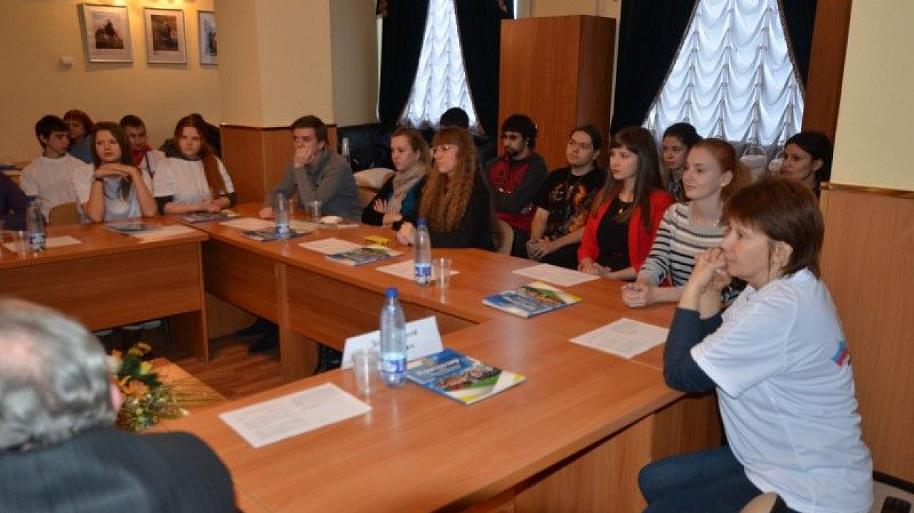 Представители национально-культурных объединений приняли участие в заседании круглого стола