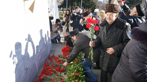 Святое дело – Родине служить