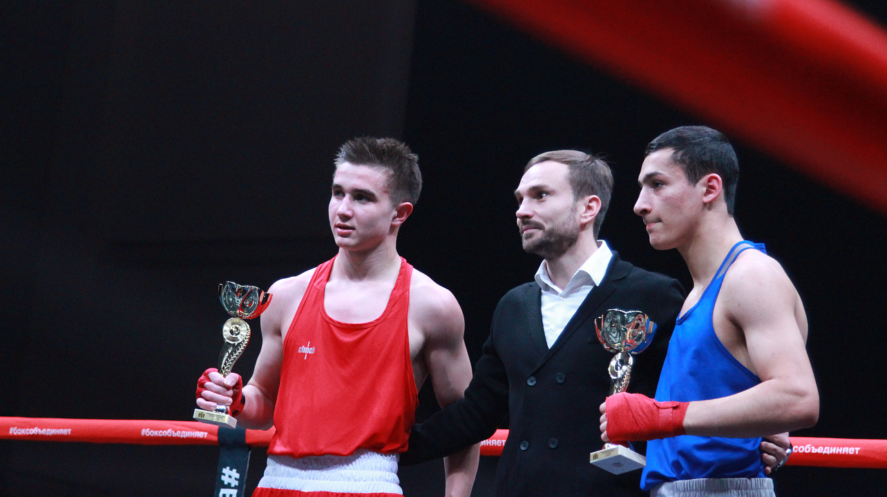 Мурад Алиев одержал победу над венесуэльцем Франклином Манзаниллой