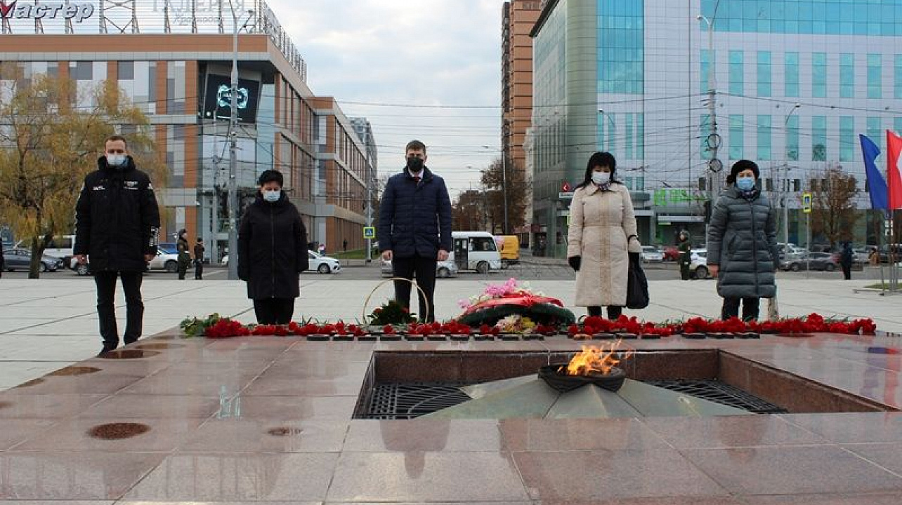 В День Неизвестного солдата в Западном округе почтили память воинов-освободителей Кубани . . ..JPG