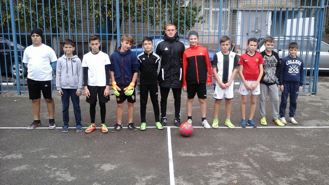 Юные футболисты продолжают бороться за Кубок главы