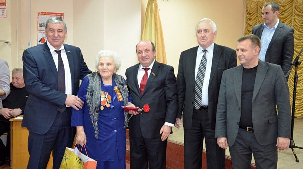 Весенние поздравления