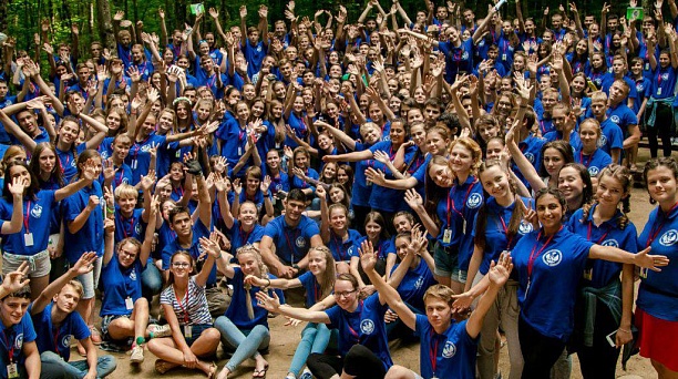 Евгений Наумов и Вера Галушко поздравили юношей и девушек Краснодара с Днем молодежи 