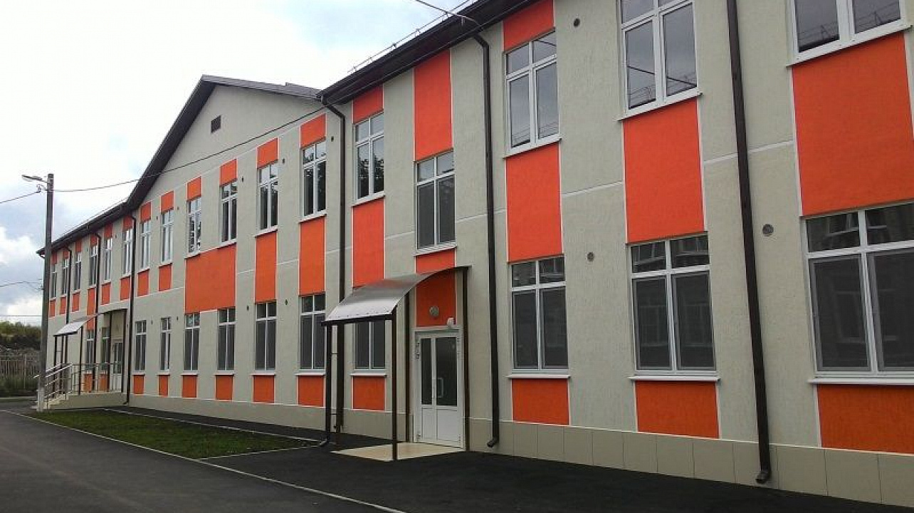 В Краснодаре завершено строительство трех быстровозводимых пристроек к школам на 1200 мест