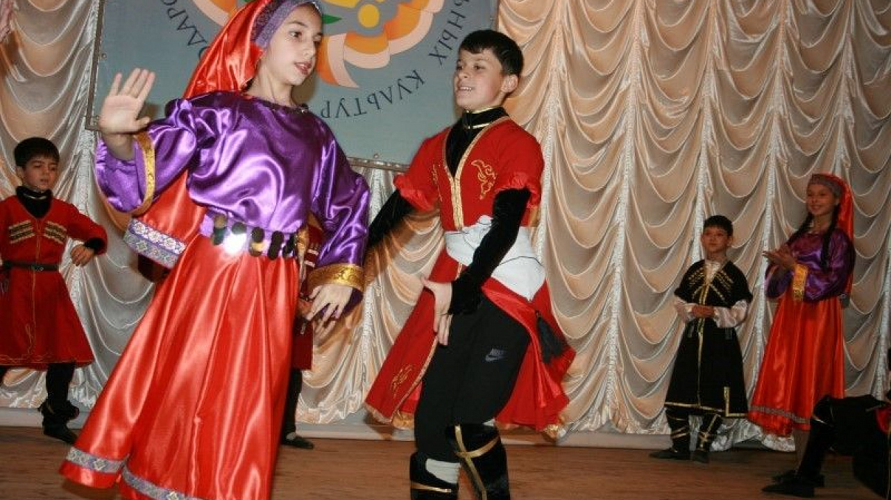 Юбилейный фестиваль национальных культур прошёл в Краснодаре (11).JPG