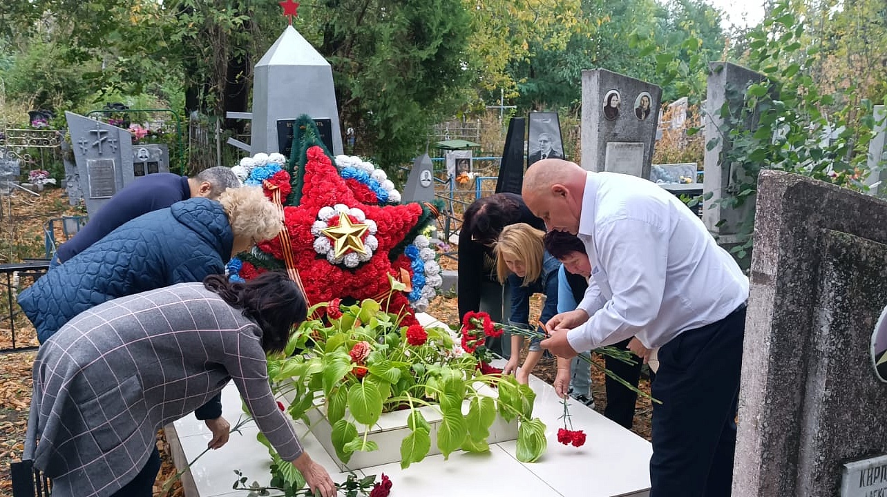 В Прикубанском округе прошли возложения цветов у памятников и захоронений освободителей Кубани к 80-ой годовщине освобождения края от немецко-фашистских захватчиков