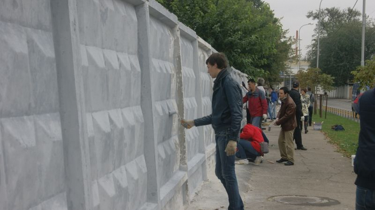 В Краснодаре прошел общегородской субботник