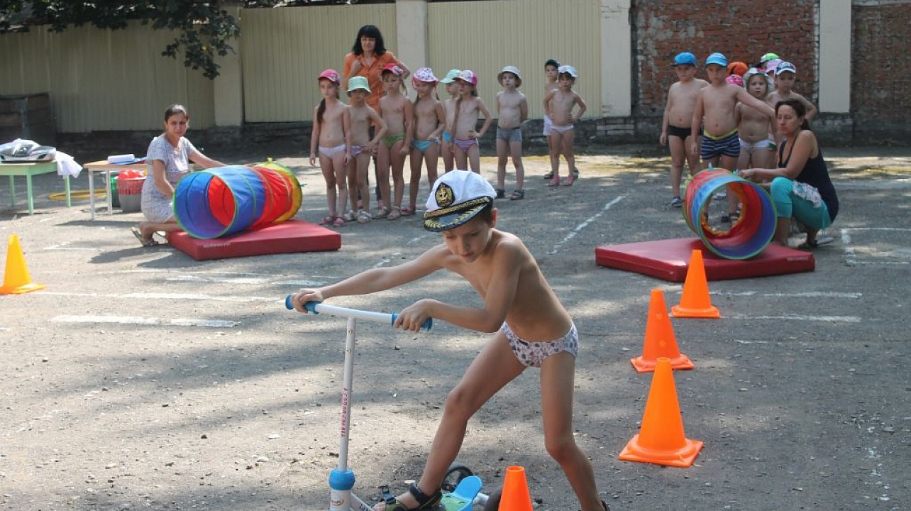 В детском саду Западного округа отметили День правил безопасности детского дорожного травматизма