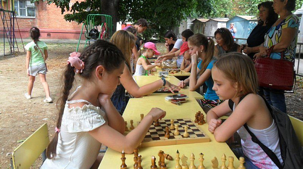 В Центральном округе прошли турниры по шахматам и шашкам