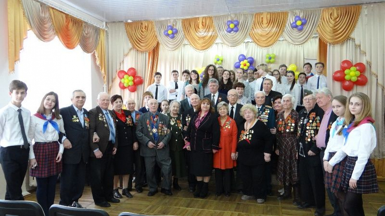 В гимназии № 92 прошла акция  «Чтобы помнили….»