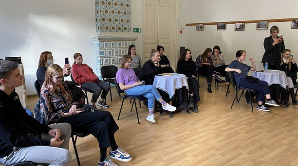 В городском доме культуры Центрального округа прошла литературная гостиная «Мы вместе»