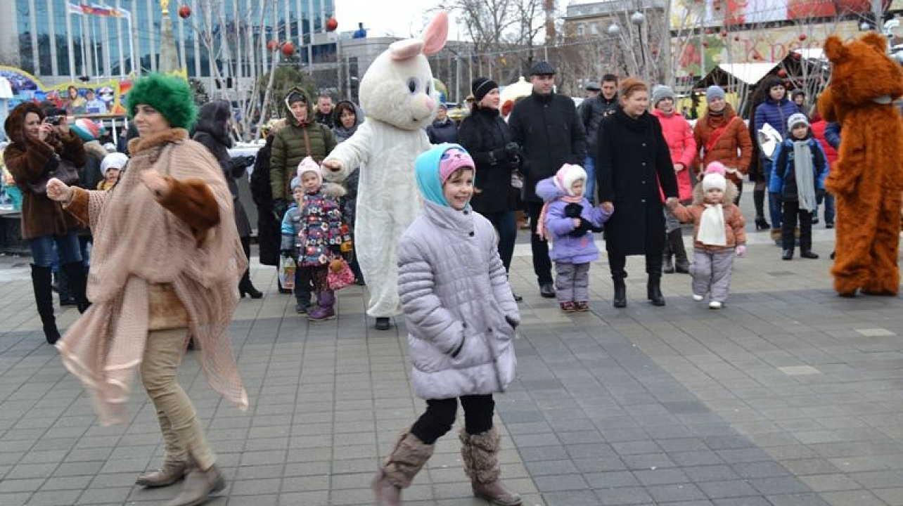 Центральный округ завершил плеяду новогодних театрализованных представлений