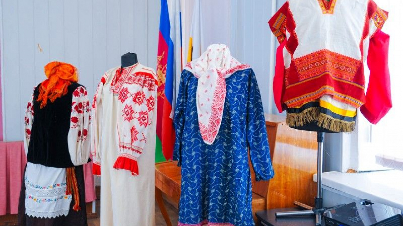 В учебных заведениях Краснодара прошла серия мастер-классов «От России до России».jpg