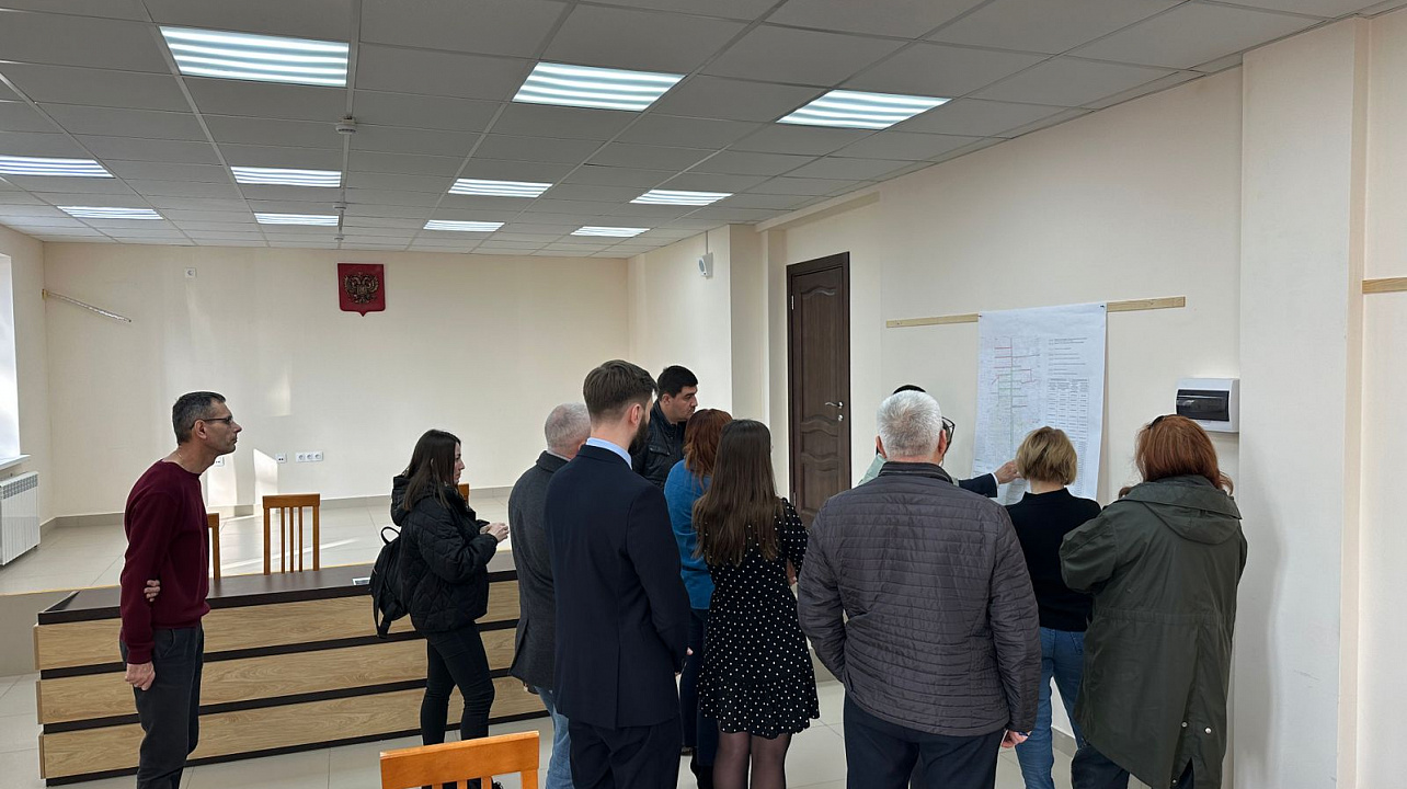 В Калининском сельском округе с управляющими компаниями обсудили благоустройство Музыкального микрорайона