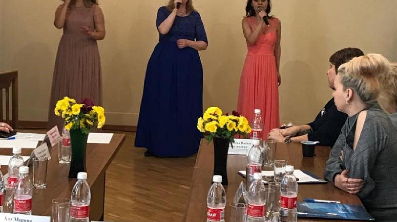 В Краснодарском краевом кризисном центре помощи женщинам состоялся праздник, посвященный Дню матери