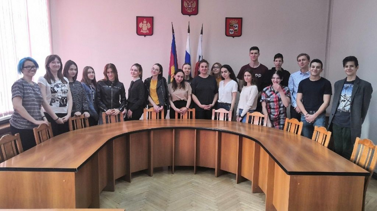 молодежн совет.jpg