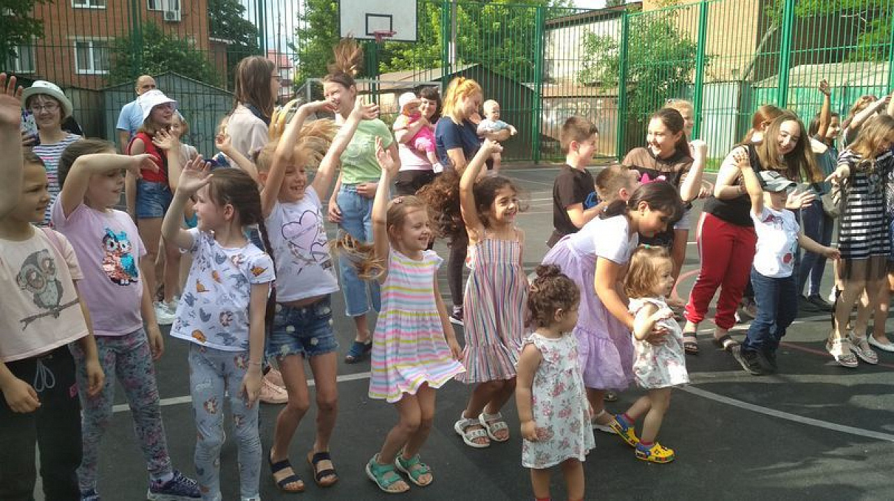 В Центральном округе отмечают День защиты детей