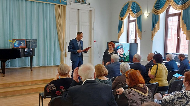 Ветераны Байконура принимают поздравления с днём космонавтики