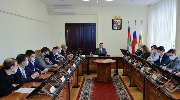 Лидерам политических партий и движений Краснодара представили проект развития городской среды «7 улиц»