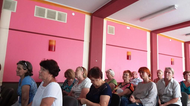 Депутат гордумы Сергей Вальтер отчитался перед избирателями о проделанной работе