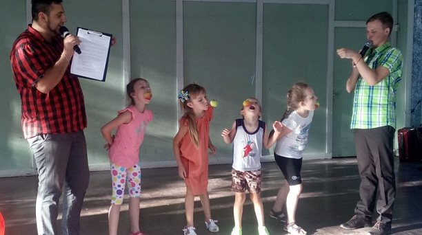 Жители Центрального округа отметили Яблочный спас