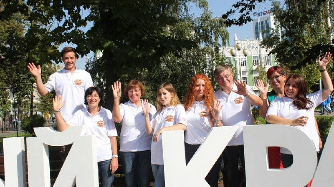 В Краснодаре сотни студентов ВУЗов  и ССУзов  приняли участие  в поэтической зарядке