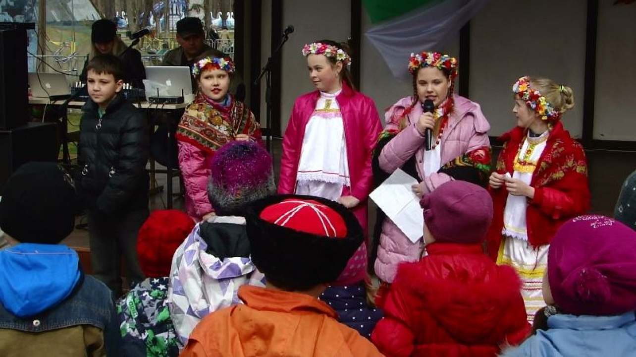 В ЦентральВ Центральном округе прошла «Широкая Масленица»ном округе прошла «Широкая Масленица»