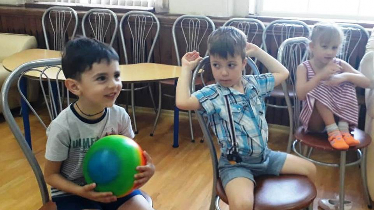 «Всех царей главнее – дети!»