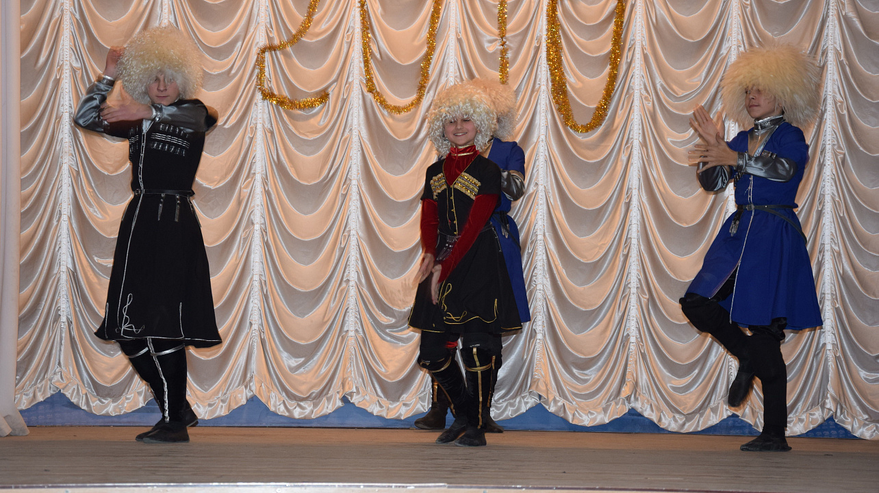 В Краснодаре состоялось мероприятие, посвящённое 97-летию со дня образования Дагестанской автономной республики (10).JPG