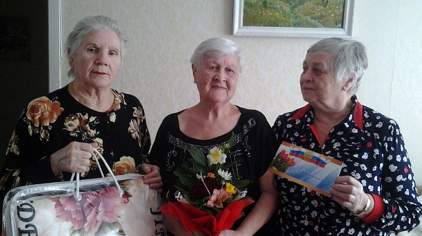 Ветерану трудового фронта Нине Васильевне Петелиной исполнилось 88 лет