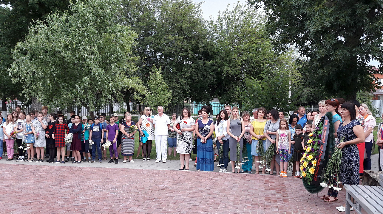 В День памяти и скорби в Елизаветинской почтили память погибших
