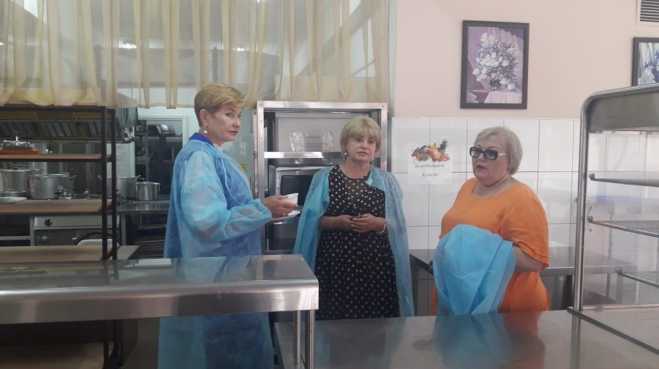 В Прикубанском округе проверили детские летние лагеря на соответствие нормам