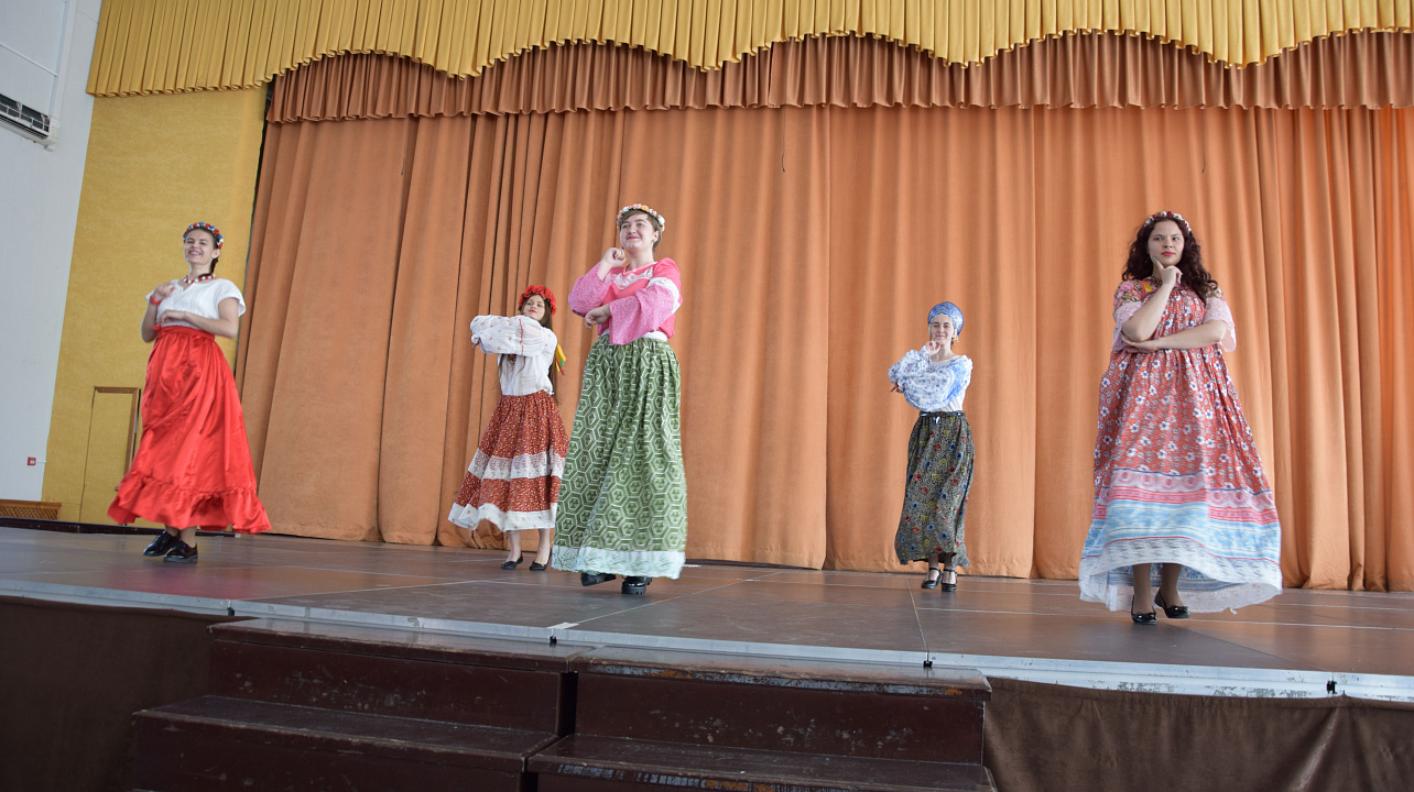 В Краснодаре провели Олимпиаду по русскому языку среди иностранных учащихся (9).JPG