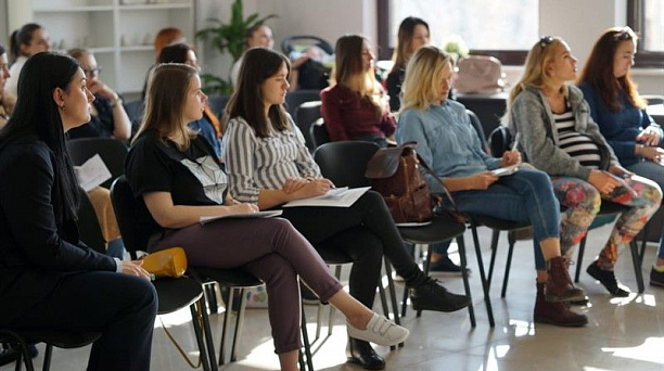 В ноябре проект «Мама работает» провел лекцию по оказанию первой помощи детям совместно с Национальным институтом Инновационных Технологий