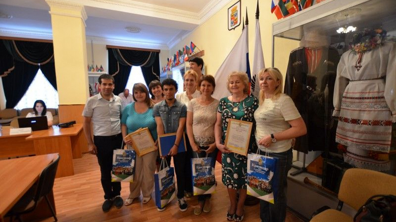 Круглый стол, посвящённый празднованию Дня России