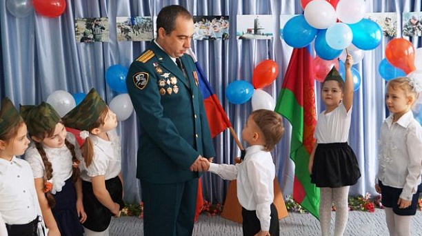 Сегодня в детском саду № 1 прошла торжественная линейка