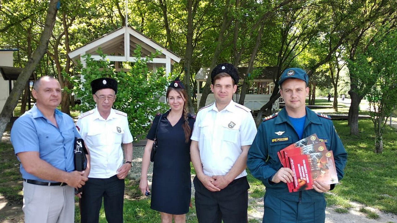 В парках Западного округа прошёл рейд по пожарной безопасности